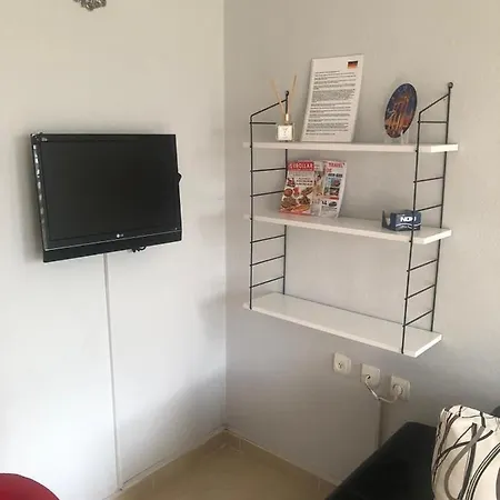Erol Green Apart Apartment